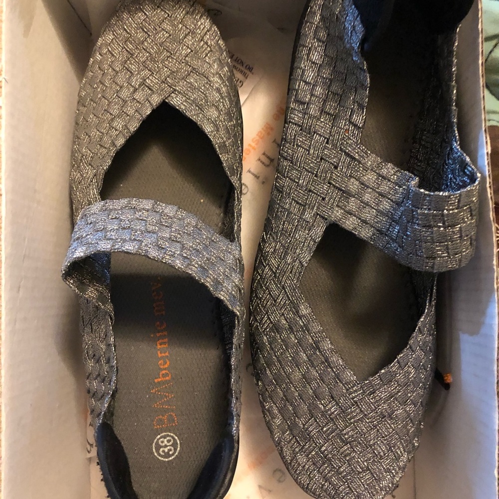 Bernie Mev shoes NWOT